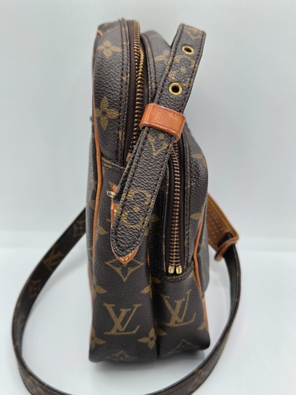Louis Vuitton Monogram Amazone Crossbody Bag | Vintage | Authentic | COA - Picture 3 of 15